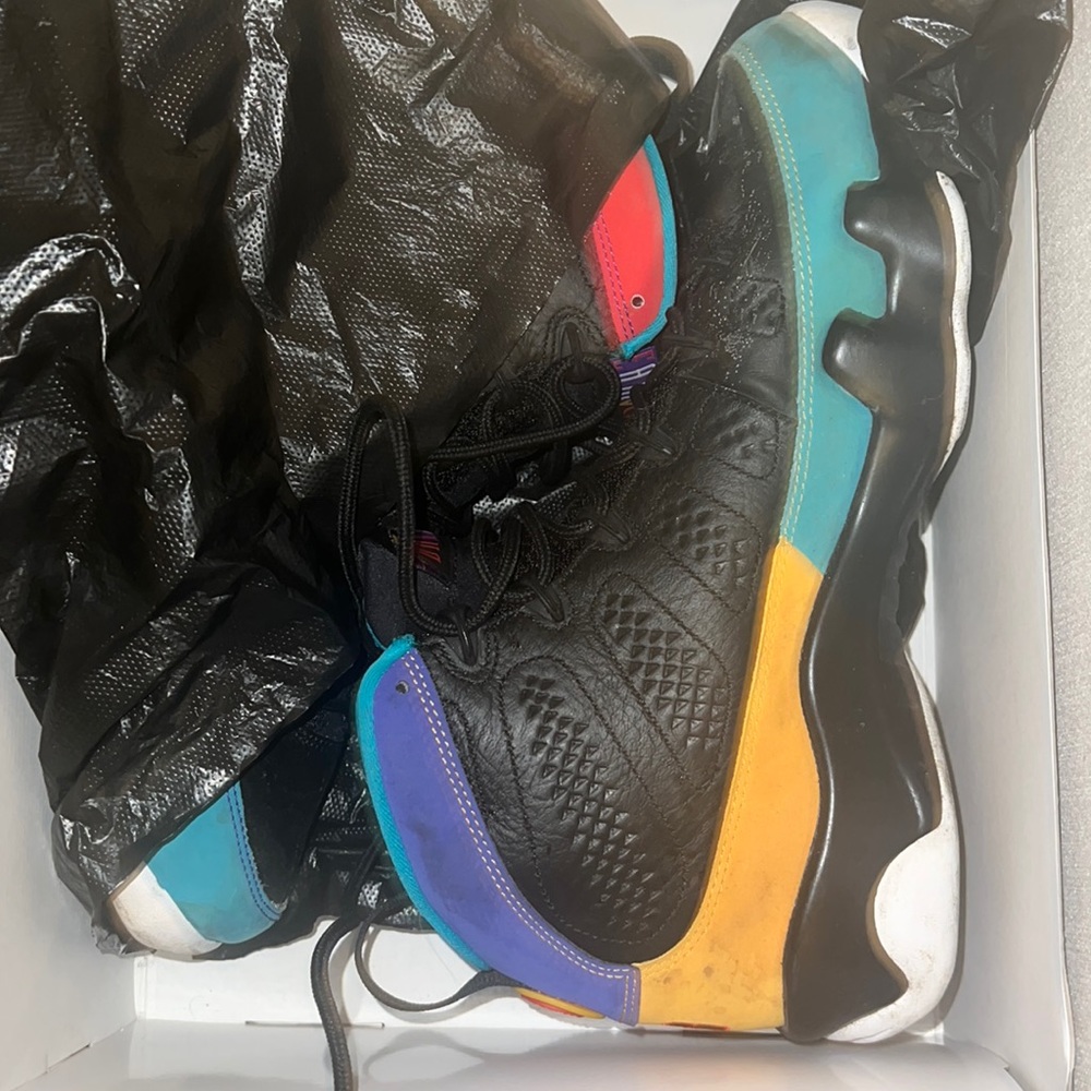 Worn Jordan 9 retro